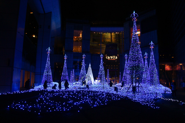 caretta-shiodome-illumination-2016-2017-unseen-japan